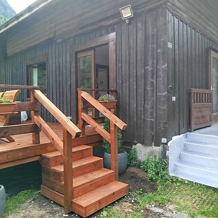 Chalet 8 Personnes + Grand Terrain Et Riviere Entremont Екстериор снимка