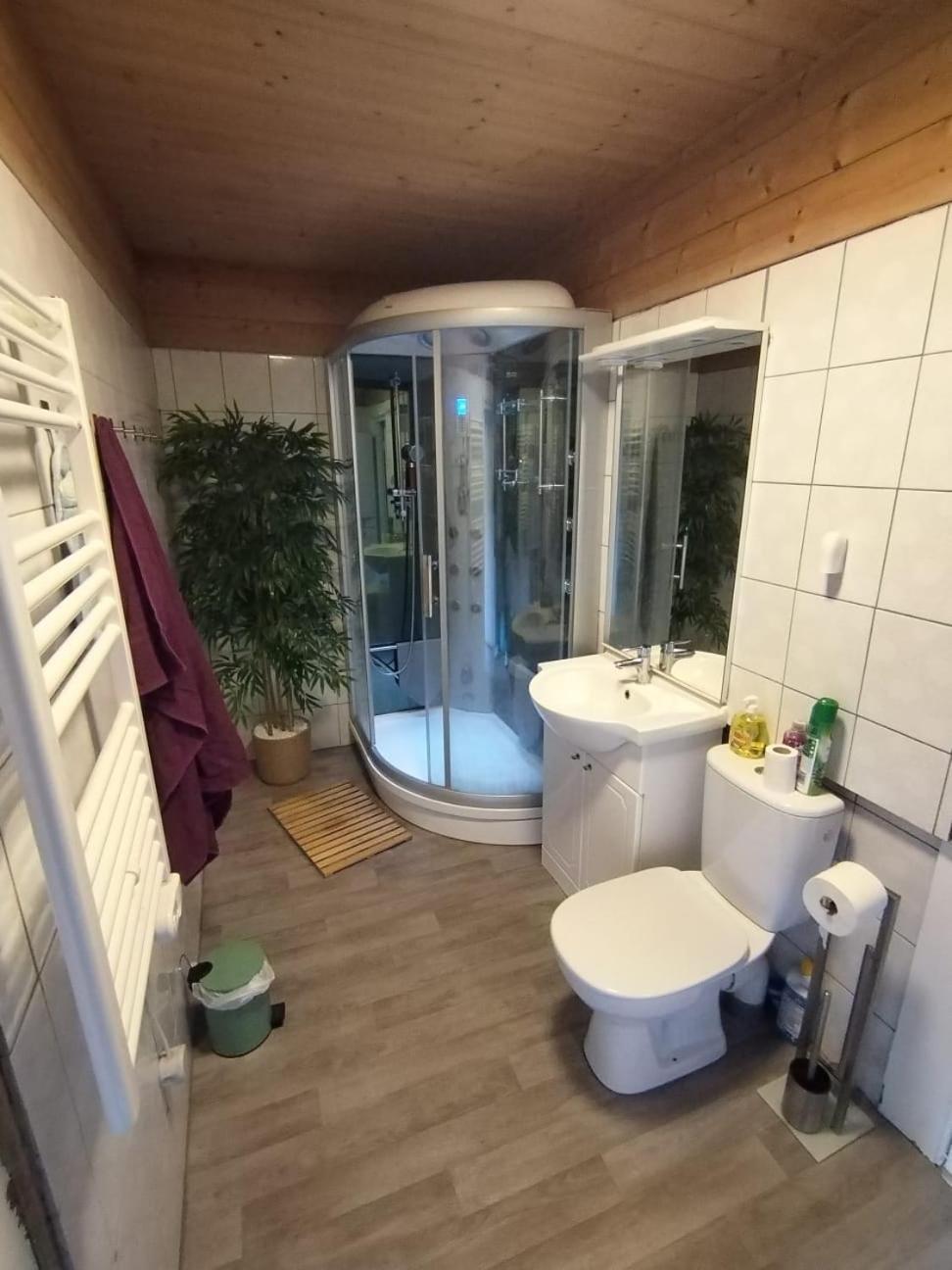 Chalet 8 Personnes + Grand Terrain Et Riviere Entremont Екстериор снимка